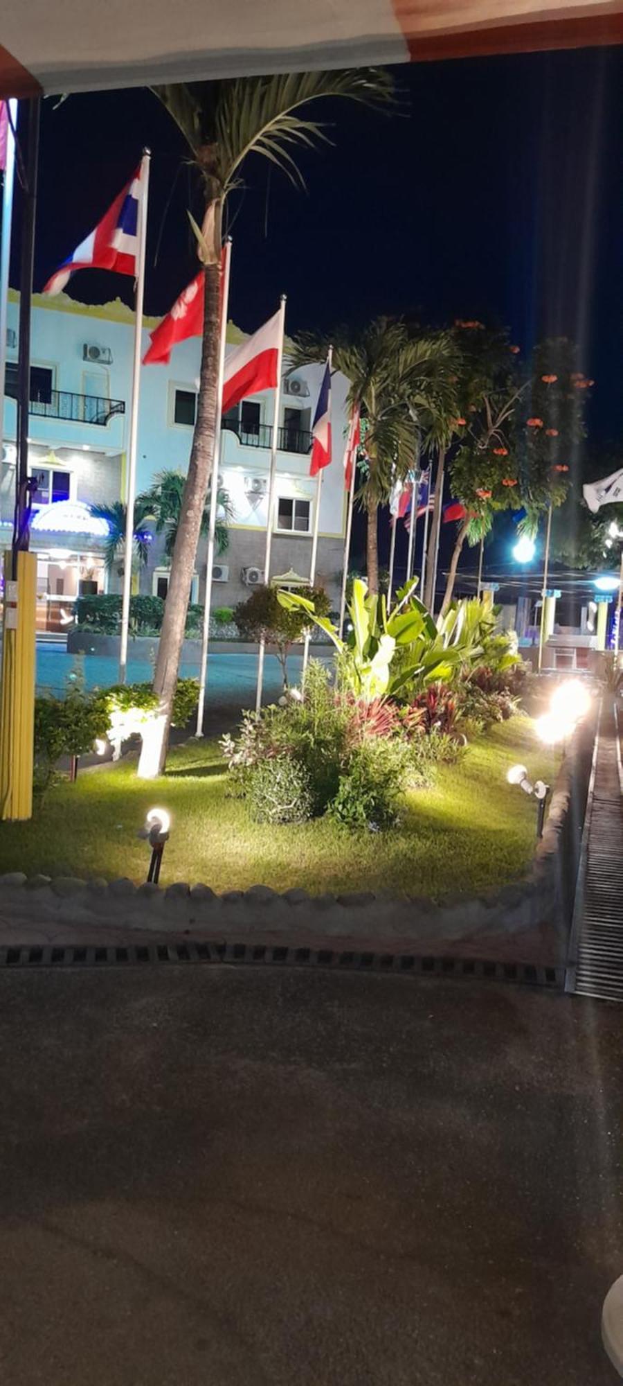 Airport Hotel Clark Clark Freeport Zone Екстериор снимка